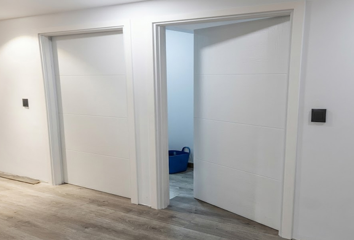 CỬA NHỰA COMPOSITE GIÁ BAO NHIÊU 1 BỘ