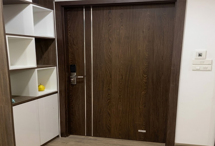 CỬA NHỰA COMPOSITE GIÁ BAO NHIÊU 1 BỘ
