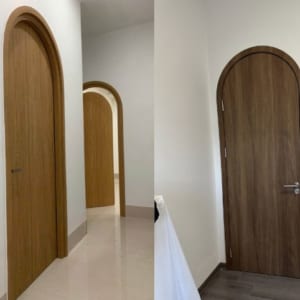 CỬA NHỰA COMPOSITE VÒM CONG PHÒNG NGỦ