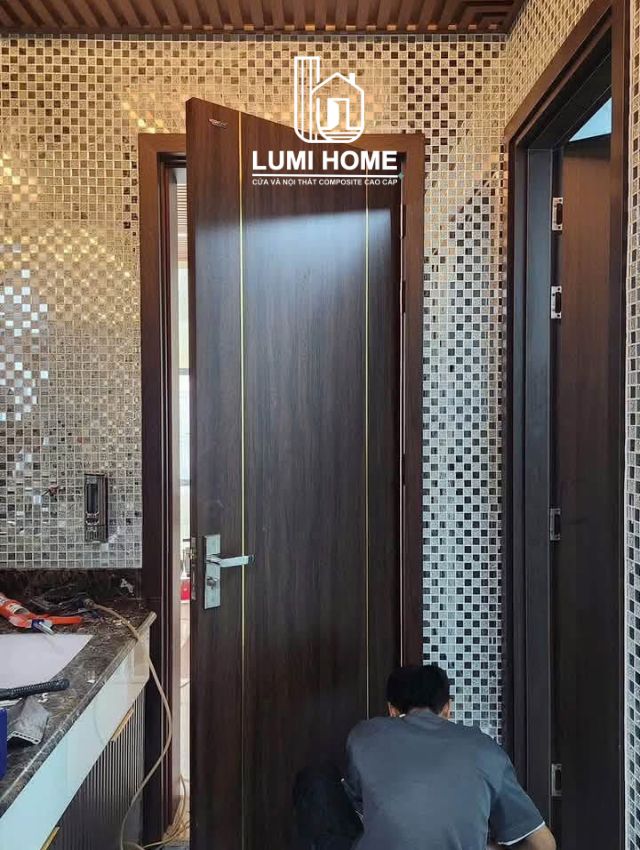 uu dai lap dat cua nhua gia re ha noi Cửa nhựa nhà vệ sinh